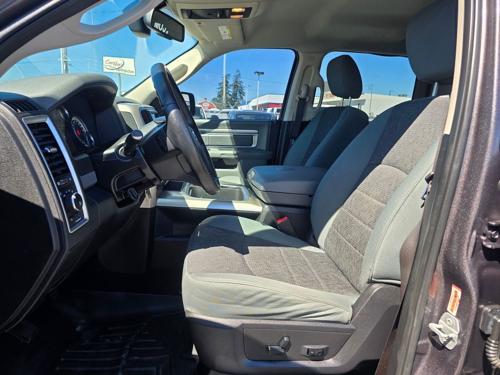 2015 RAM 1500 SLT