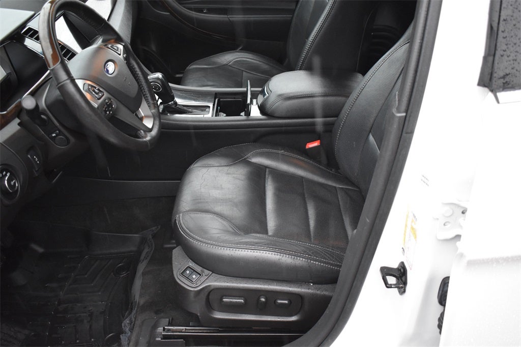 2017 Ford Taurus Limited