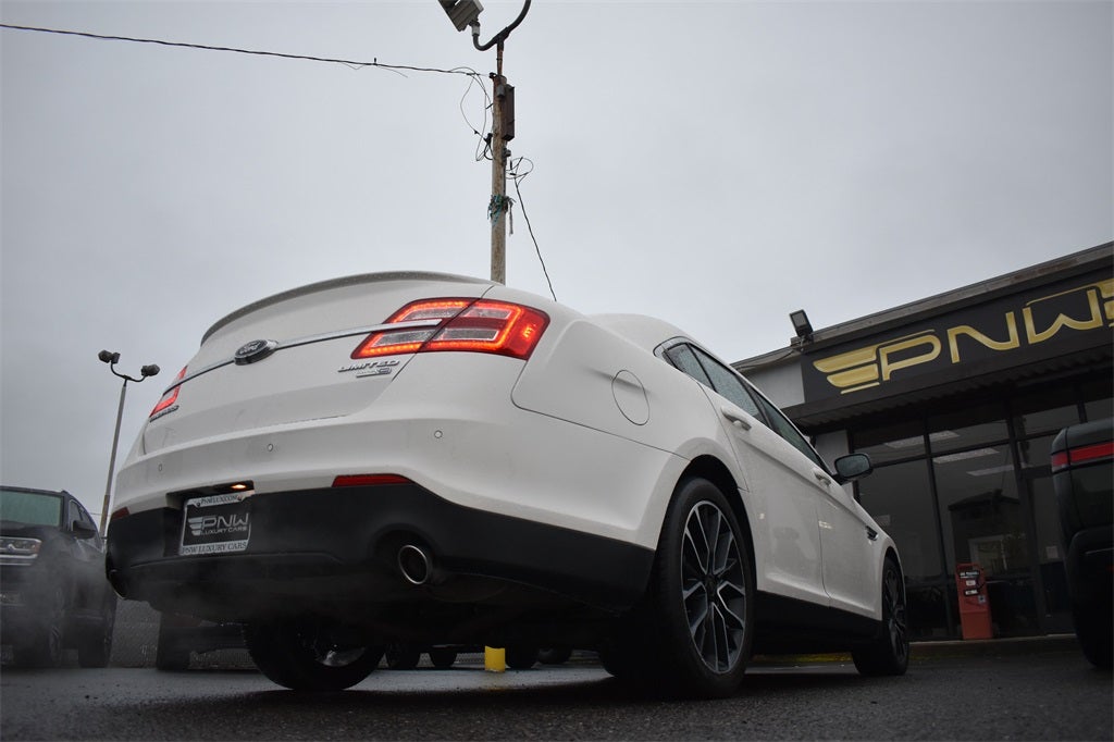 2017 Ford Taurus Limited