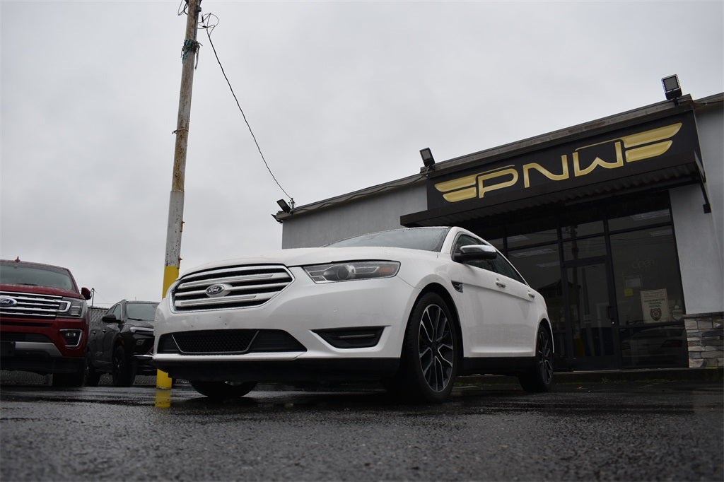 2017 Ford Taurus Limited