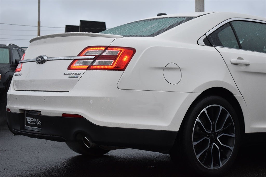 2017 Ford Taurus Limited