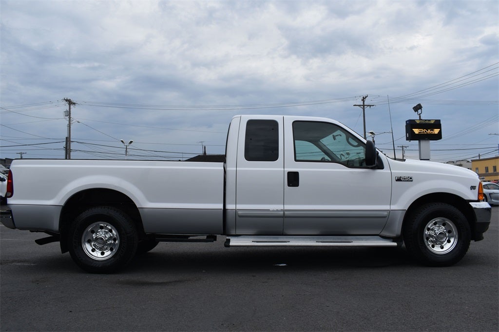 2001 Ford F-250SD Lariat