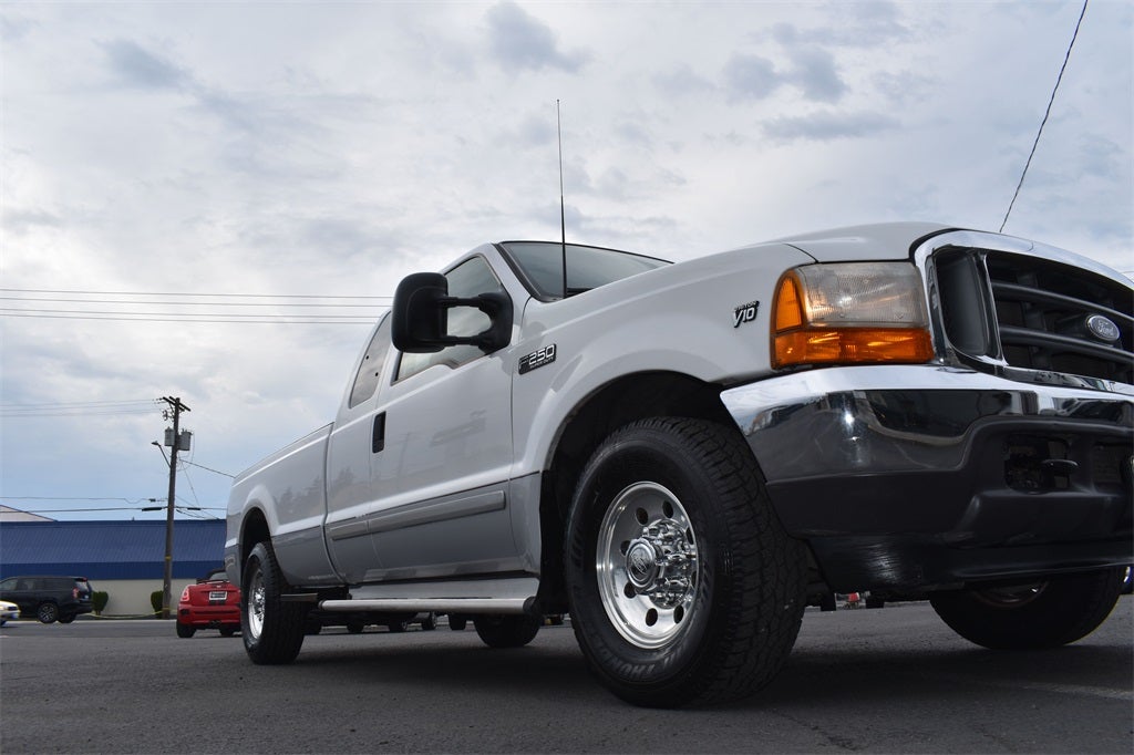 2001 Ford F-250SD Lariat