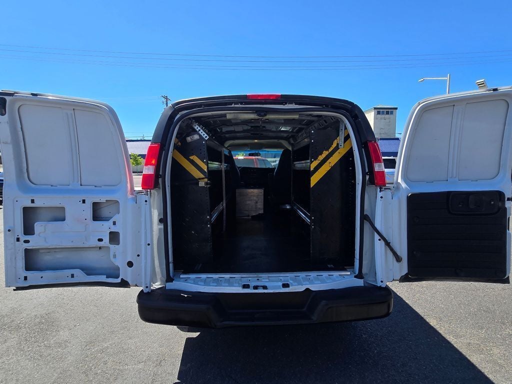 2023 Chevrolet Express 2500 Work Van Cargo