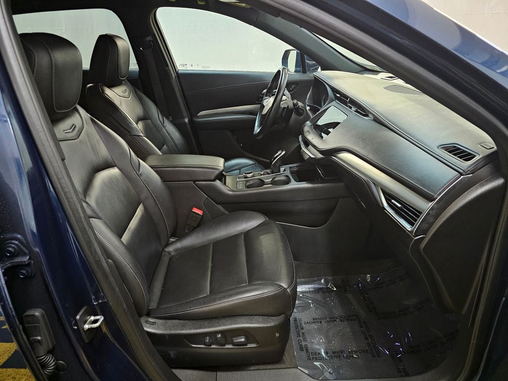 2020 Cadillac XT4 Premium Luxury