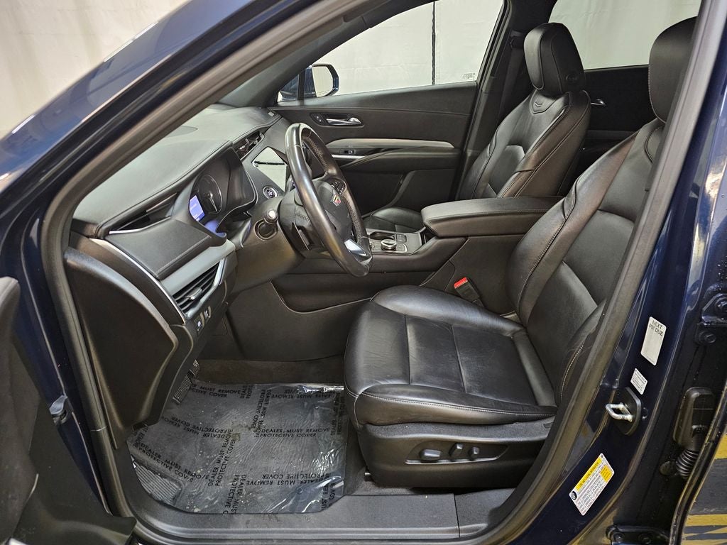 2020 Cadillac XT4 Premium Luxury