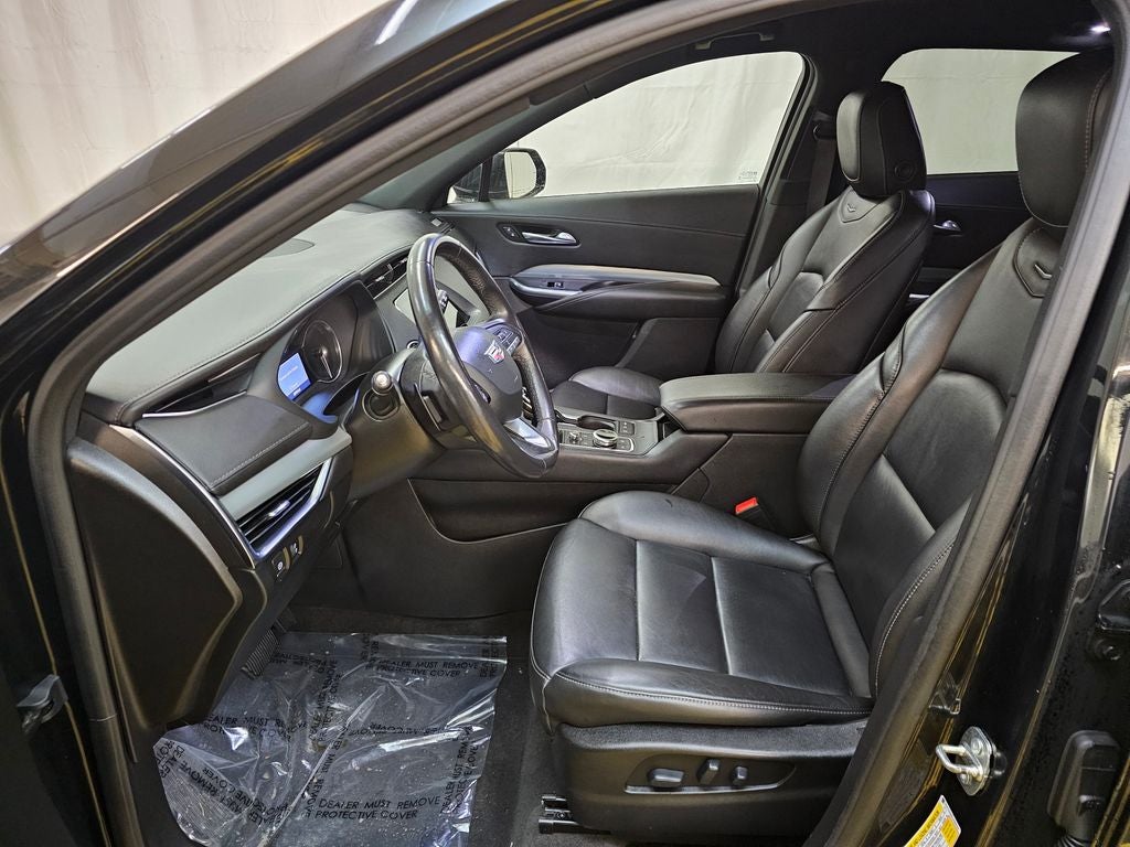 2020 Cadillac XT4 Premium Luxury