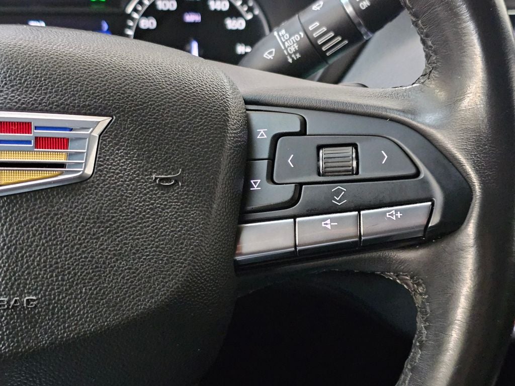 2020 Cadillac XT4 Premium Luxury