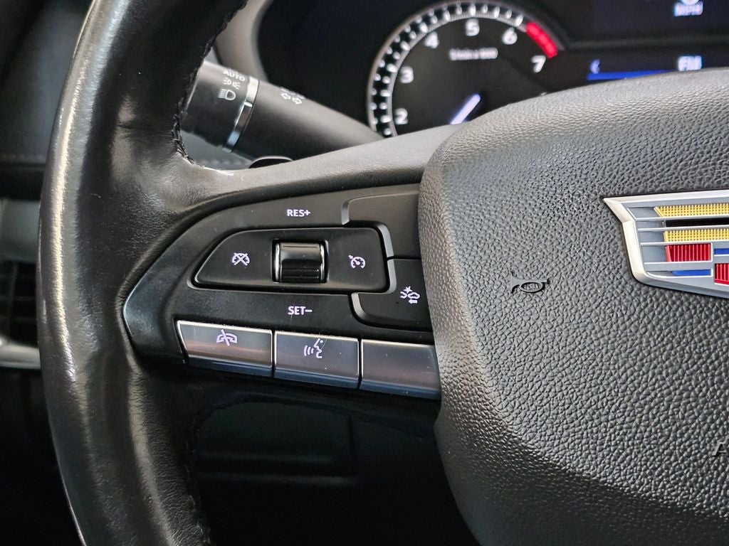 2020 Cadillac XT4 Premium Luxury