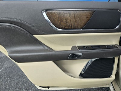 2017 Lincoln Continental Select