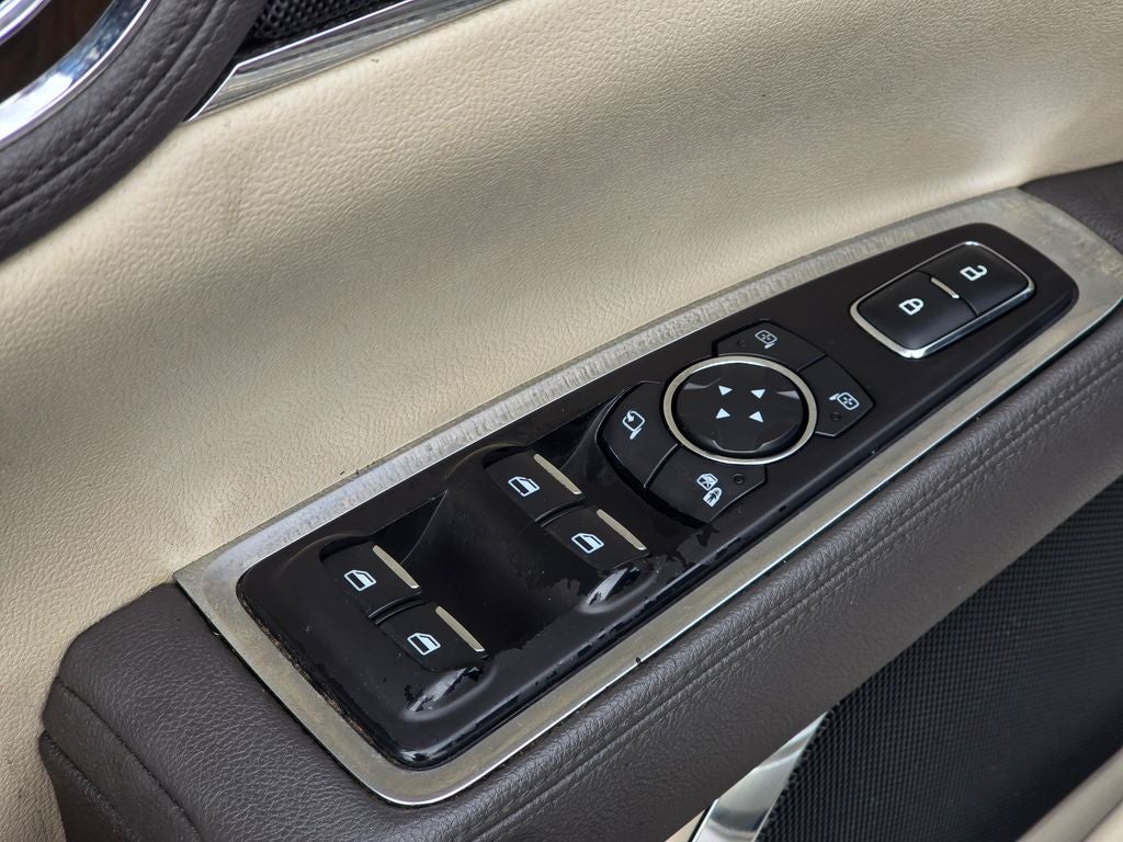 2017 Lincoln Continental Select