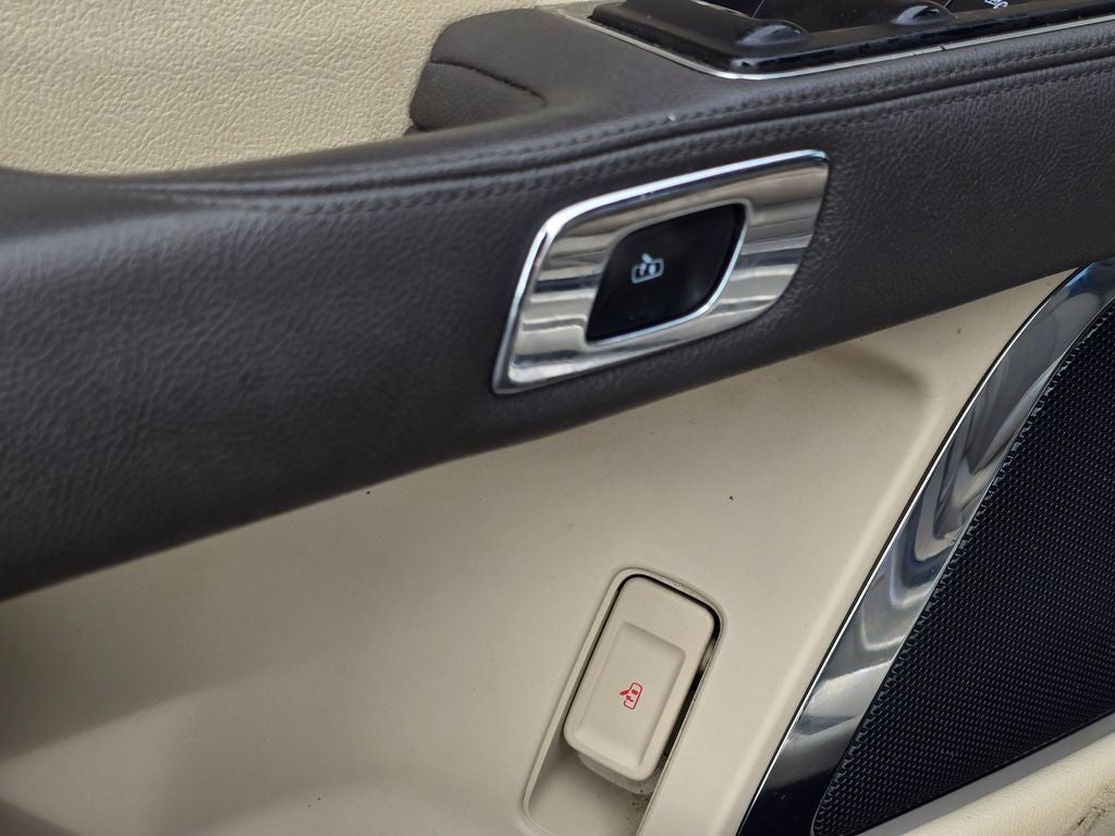 2017 Lincoln Continental Select