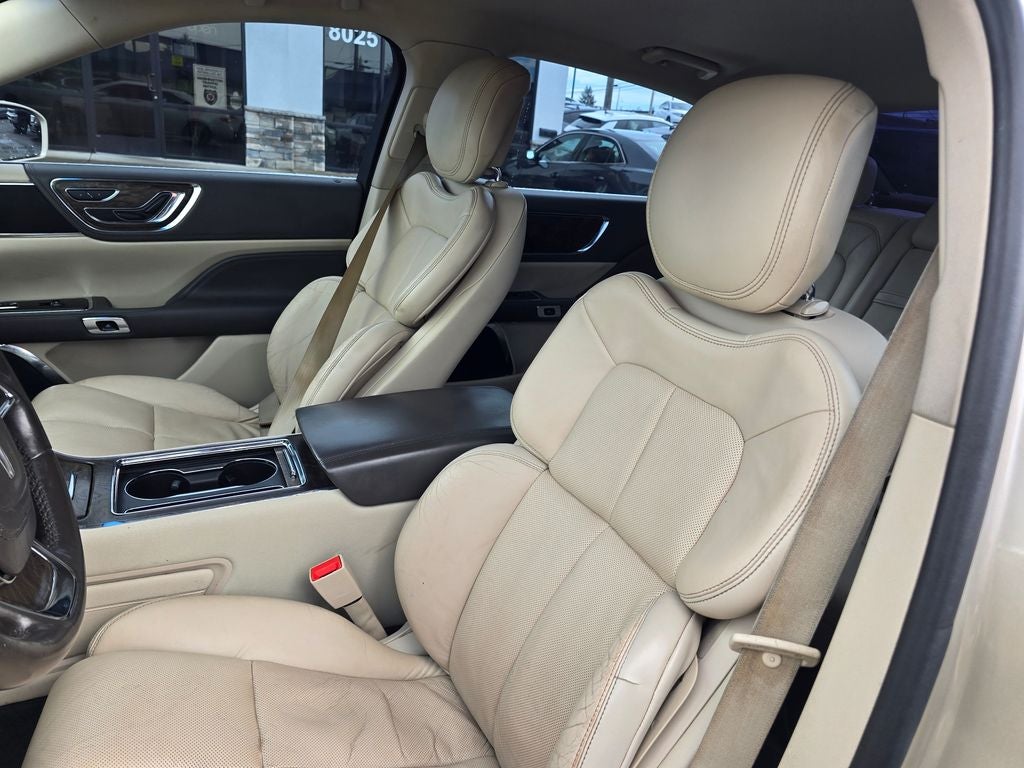 2017 Lincoln Continental Select