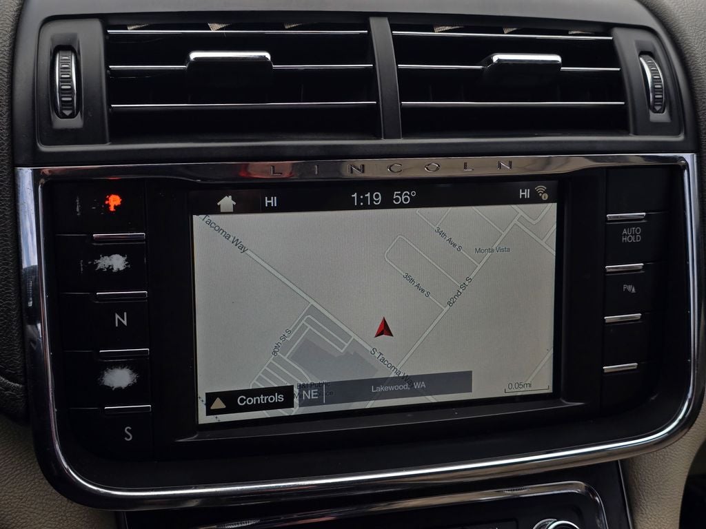 2017 Lincoln Continental Select