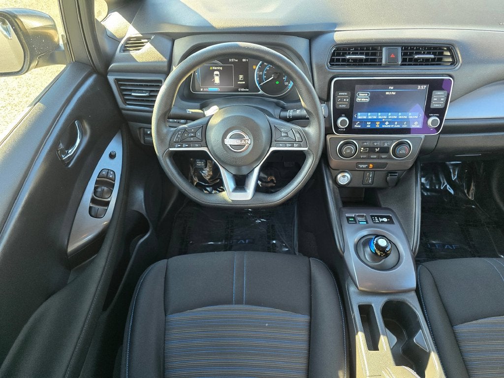 2025 Nissan Leaf S