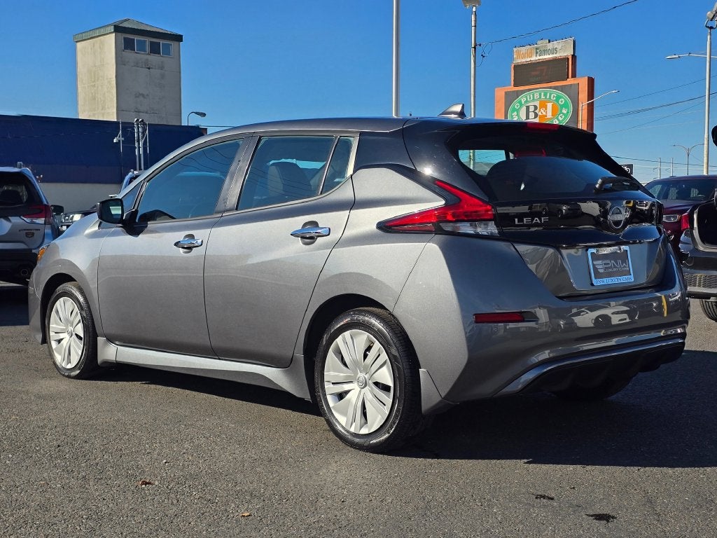2025 Nissan Leaf S