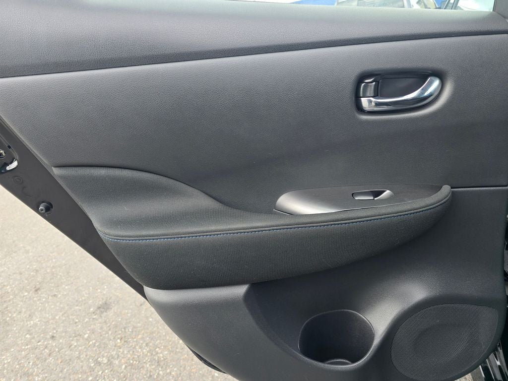 2024 Nissan Leaf S