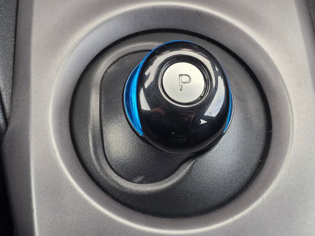 2024 Nissan Leaf S