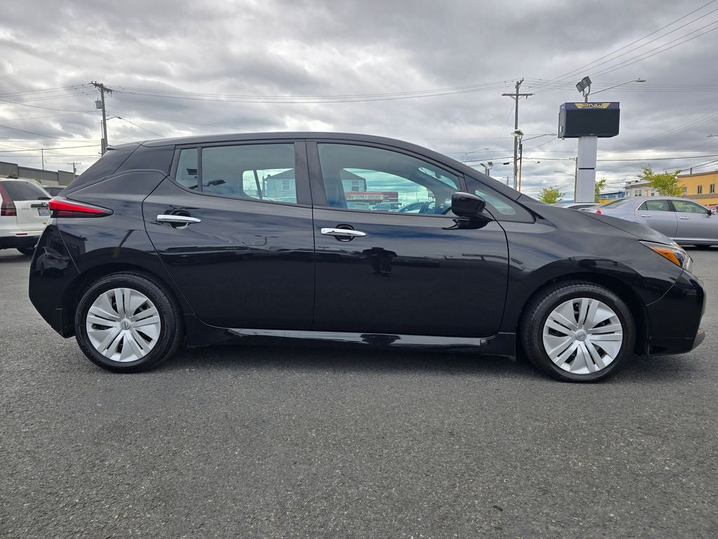 2024 Nissan Leaf S