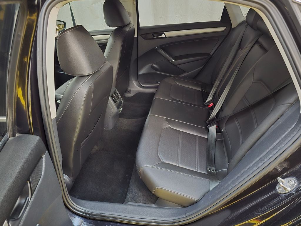 2021 Volkswagen Passat 2.0T SE