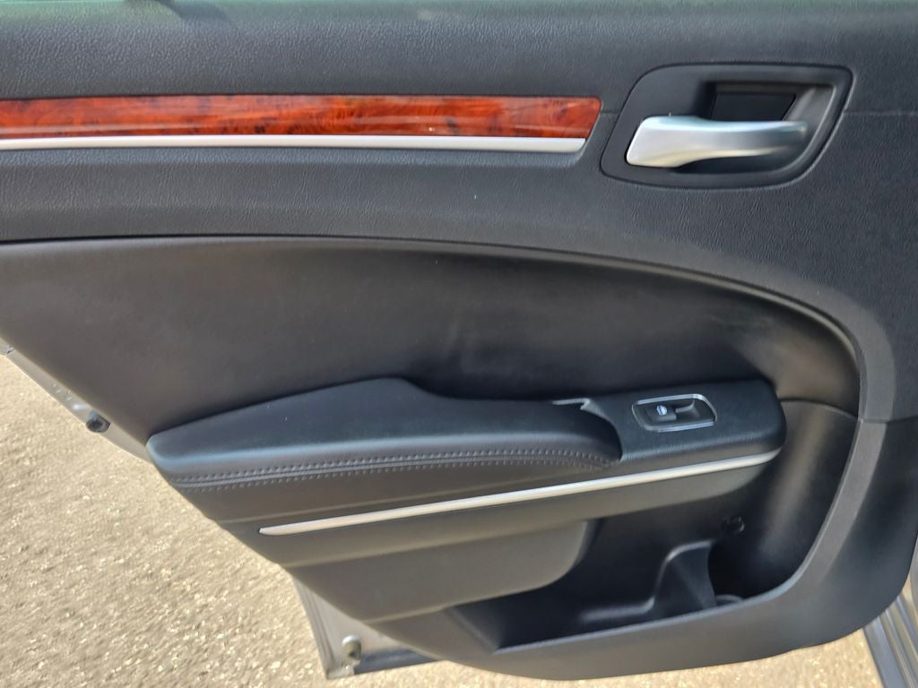 2013 Chrysler 300 Base