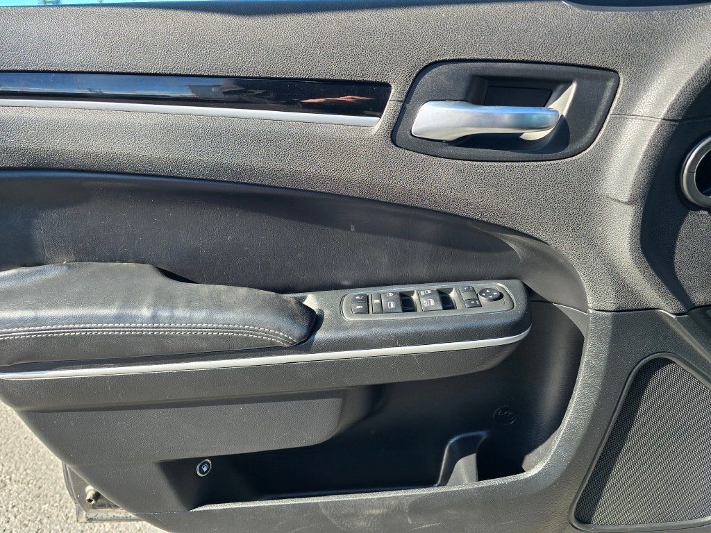 2019 Chrysler 300 S