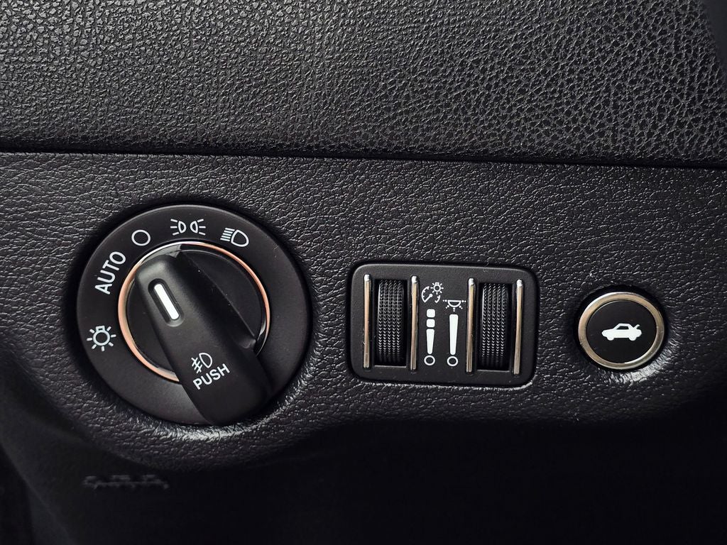 2018 Chrysler 300 Limited