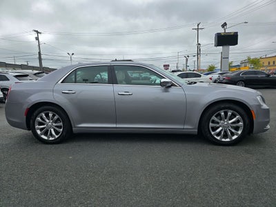 2018 Chrysler 300 Limited