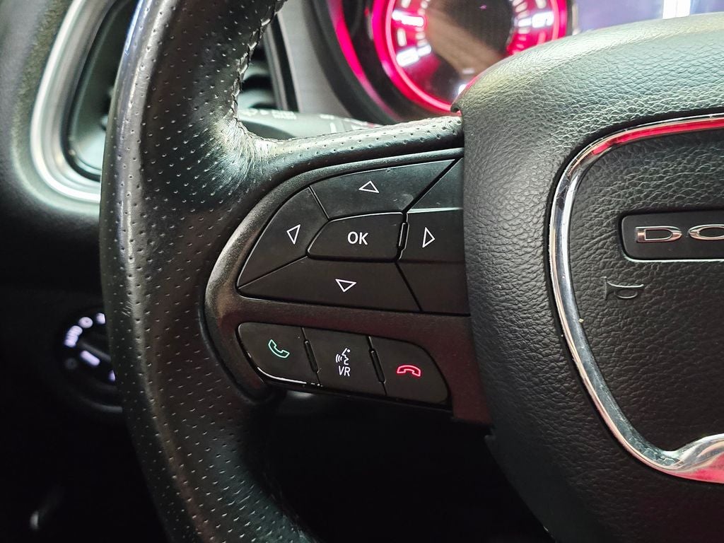 2017 Dodge Challenger SXT