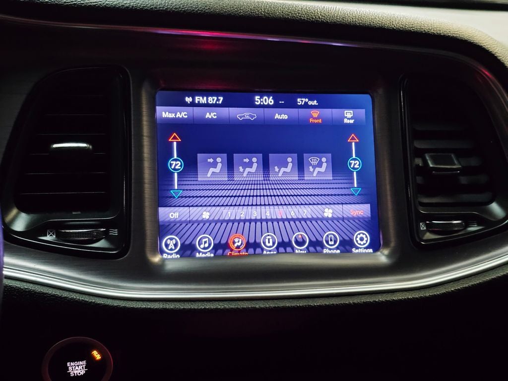 2017 Dodge Challenger SXT