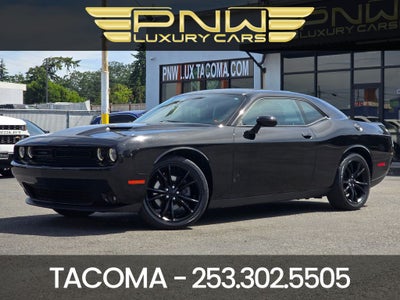 2016 Dodge Challenger SXT