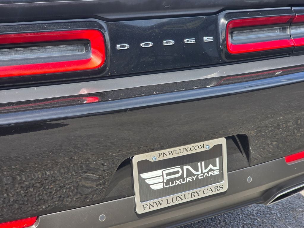 2016 Dodge Challenger SXT