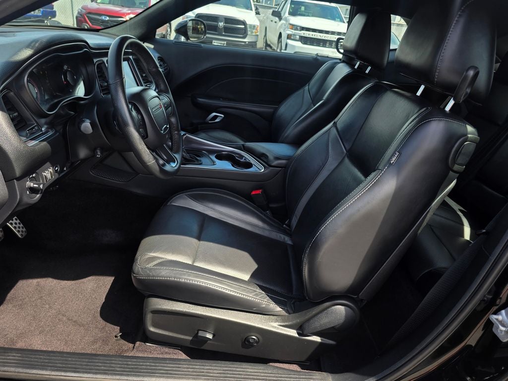 2016 Dodge Challenger SXT