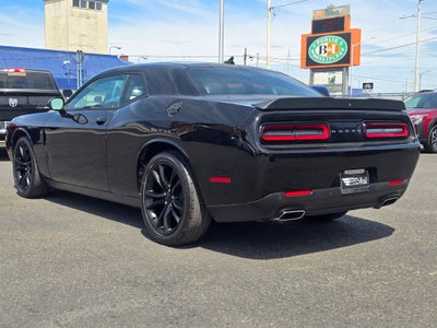 2016 Dodge Challenger SXT