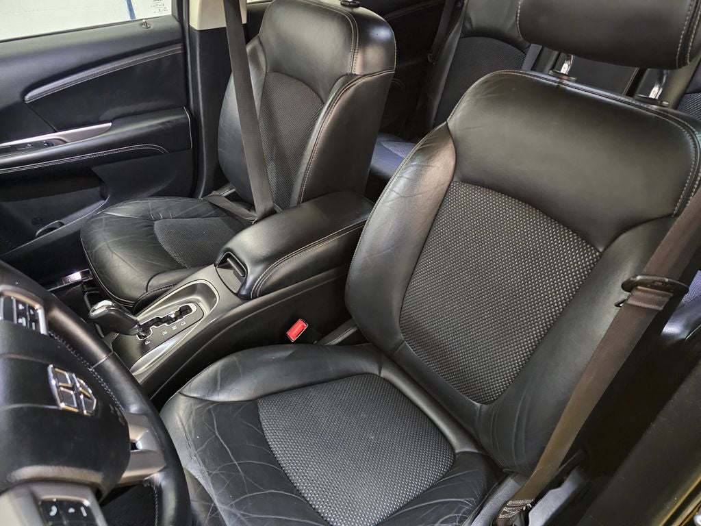 2018 Dodge Journey Crossroad