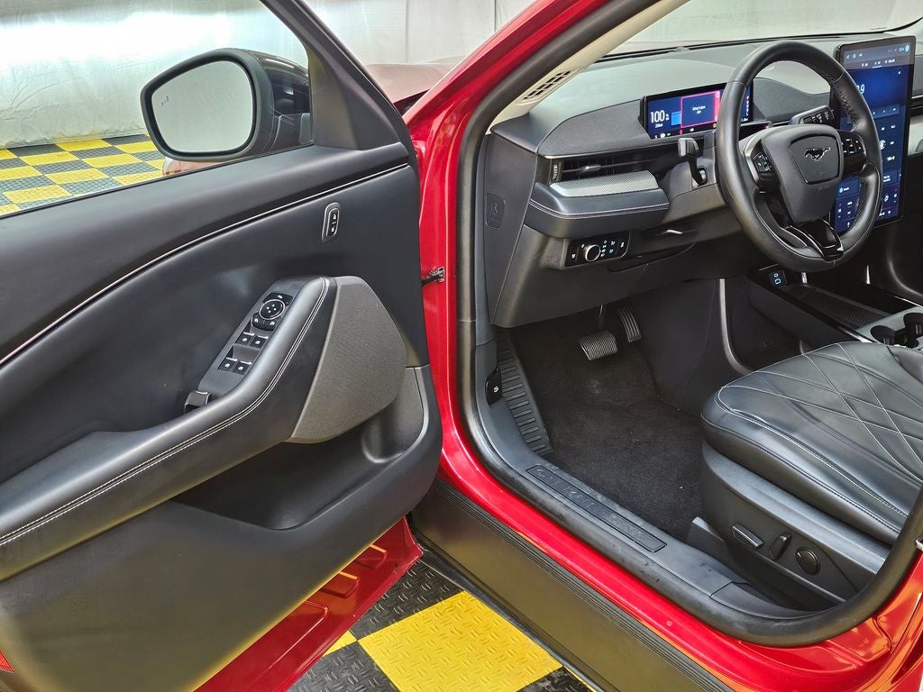 2023 Ford Mustang Mach-E Select