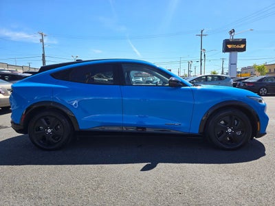 2022 Ford Mustang Mach-E California Route 1