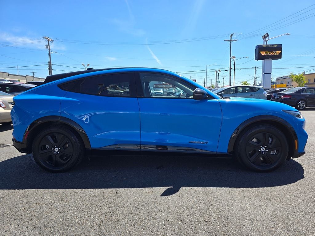 2022 Ford Mustang Mach-E California Route 1