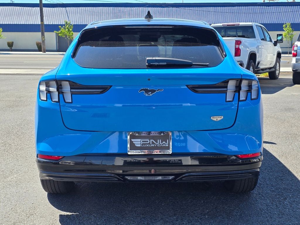 2022 Ford Mustang Mach-E California Route 1