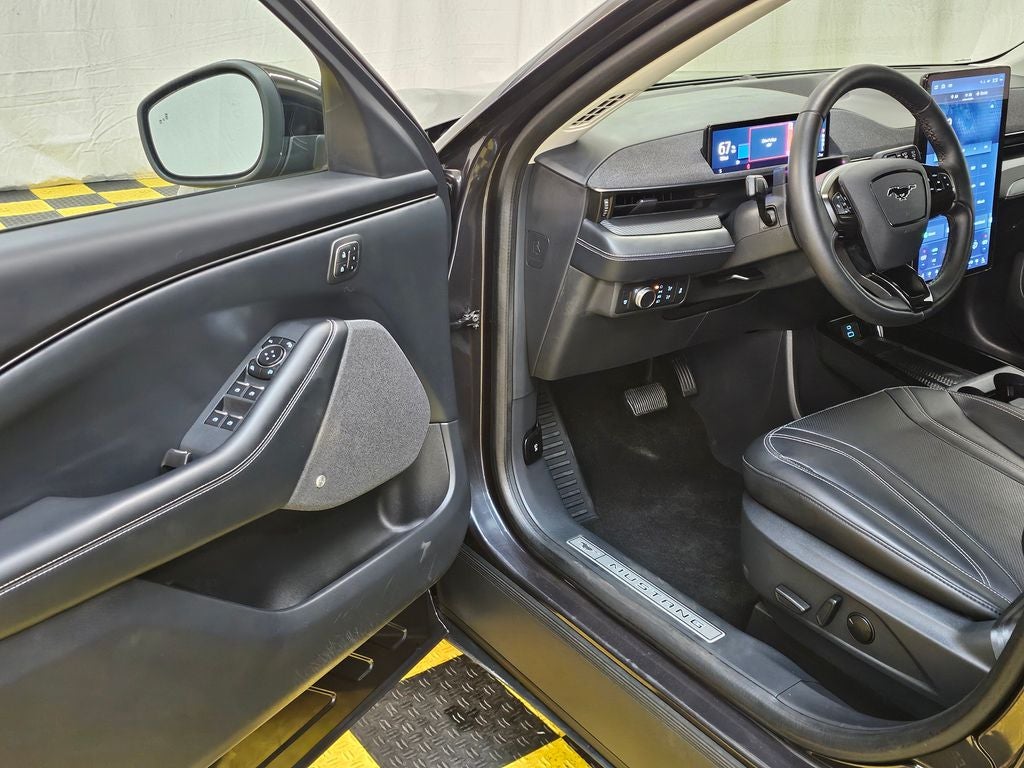 2021 Ford Mustang Mach-E Premium