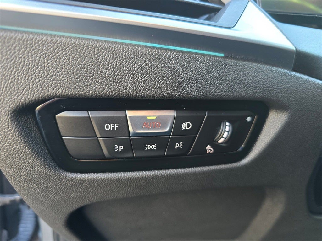 2023 BMW 3 Series 330e iPerformance