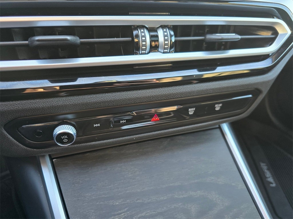 2023 BMW 3 Series 330e iPerformance