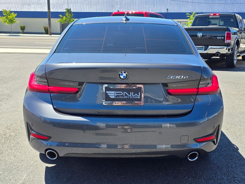 2021 BMW 3 Series 330e iPerformance