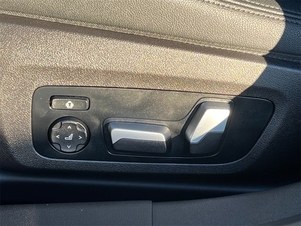 2020 BMW 3 Series 330i