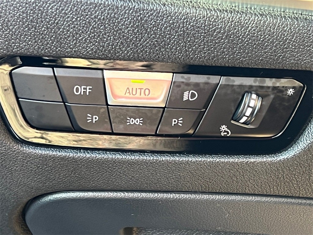 2020 BMW 3 Series 330i