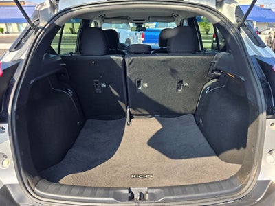 2020 Nissan Kicks S