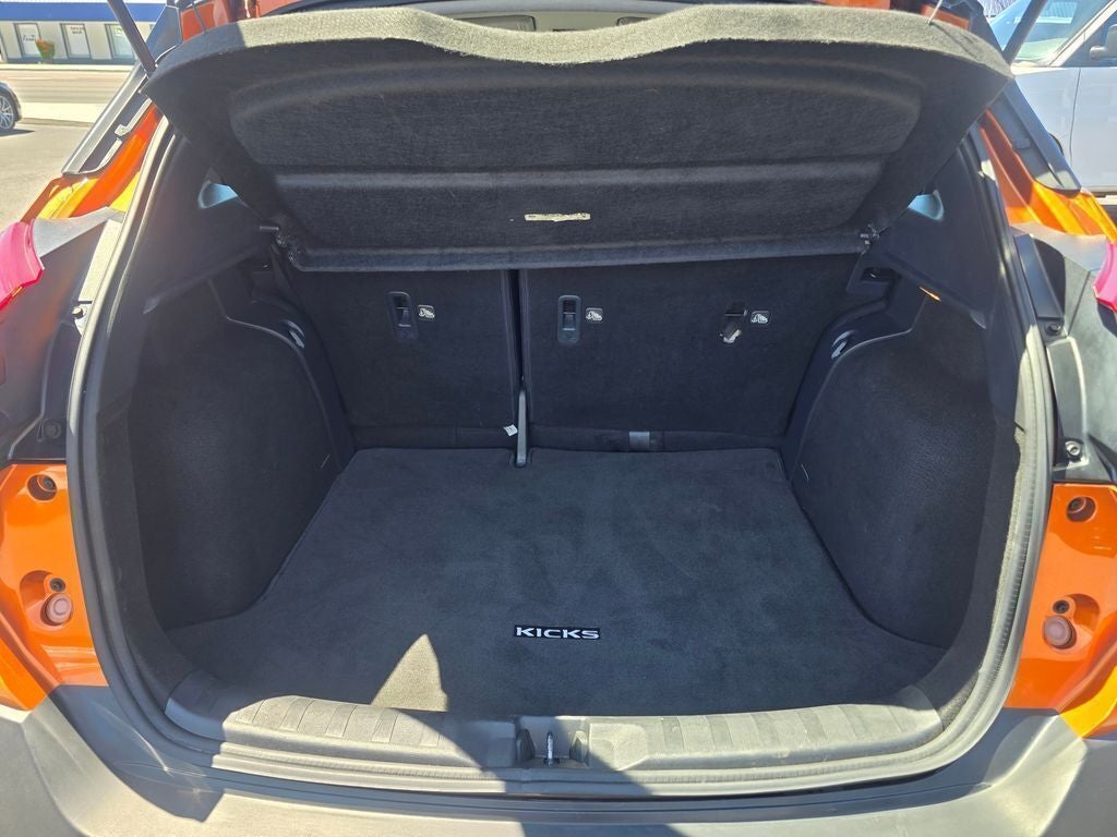 2020 Nissan Kicks SV