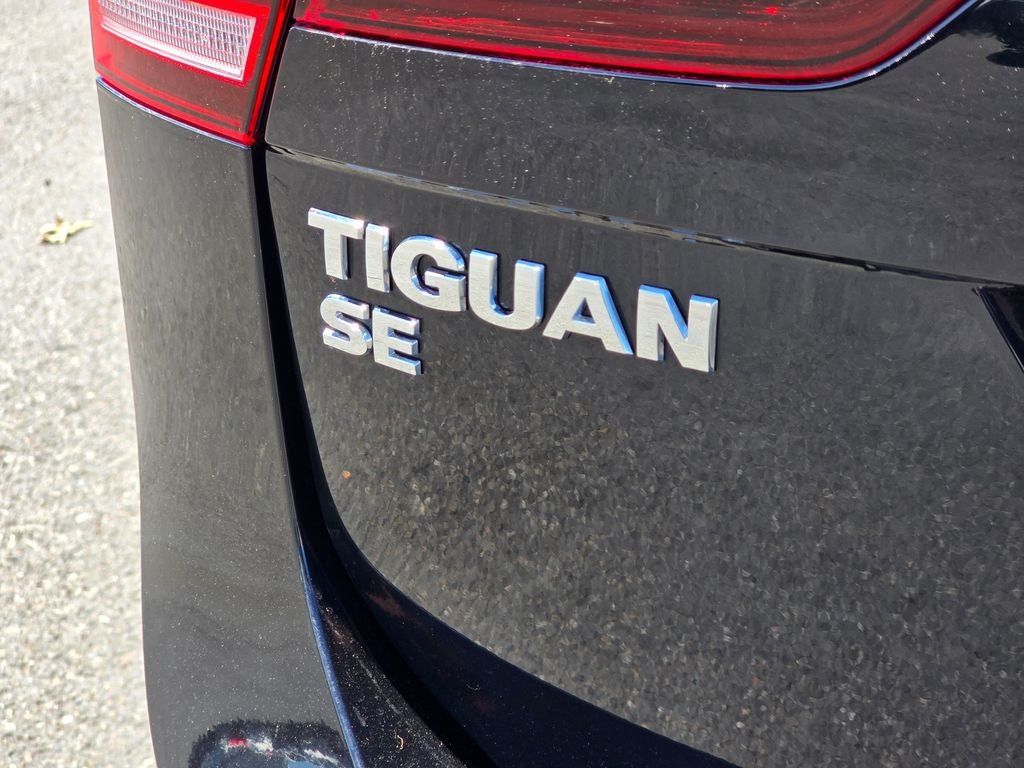 2020 Volkswagen Tiguan 2.0T SE R-Line Black