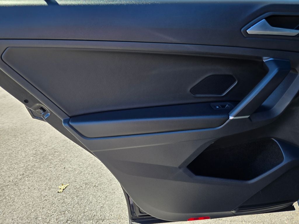 2020 Volkswagen Tiguan 2.0T SE R-Line Black