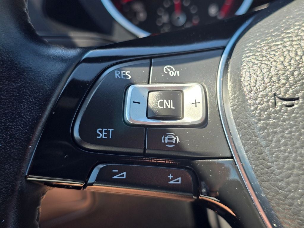 2020 Volkswagen Tiguan 2.0T SE R-Line Black